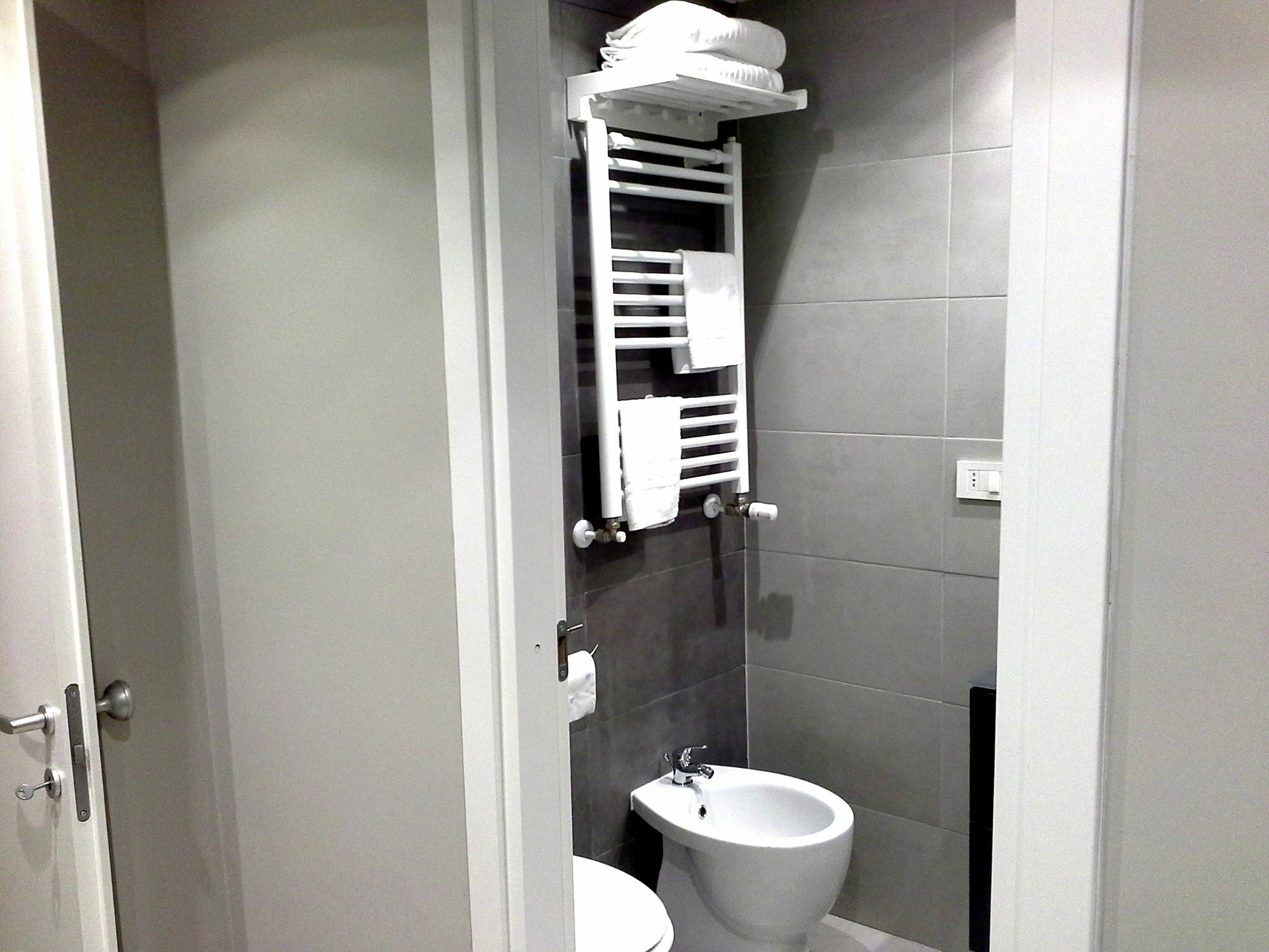 Ripetta Harbor Suite Рим Екстериор снимка